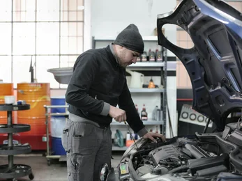 Die 5 besten Services für Kraftstoffpumpenreparaturen in Essen – Gleichmäßige Kraftstoffversorgung beim Fahren wiederherstellen