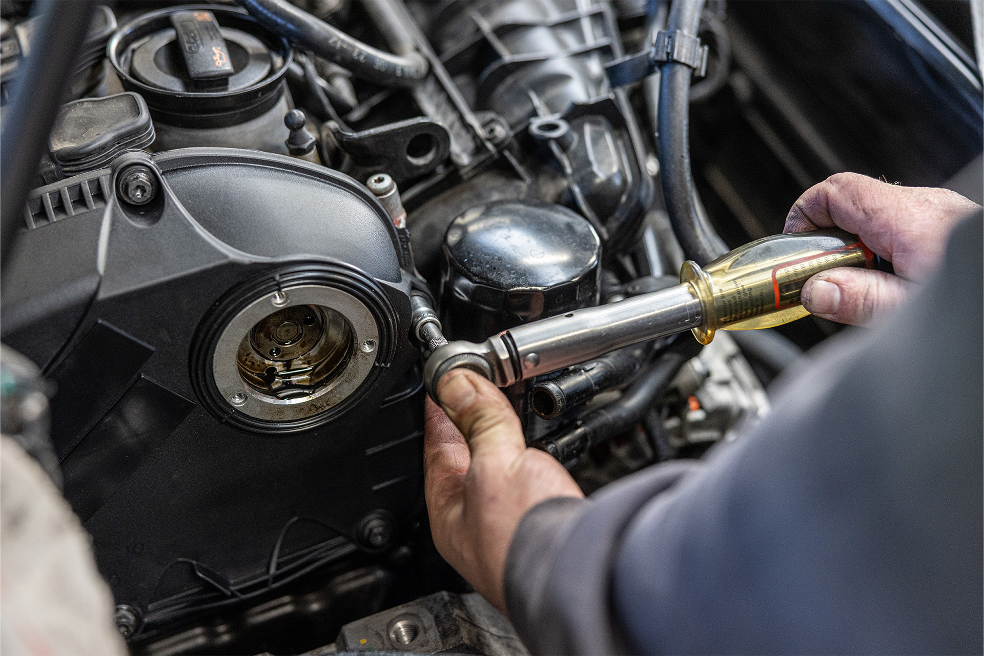 Die 5 besten Fahrgestell-Reparaturservices in Neuss – Das Fundament des Fahrzeugs für sicheres Fahrverhalten wiederherstellen
